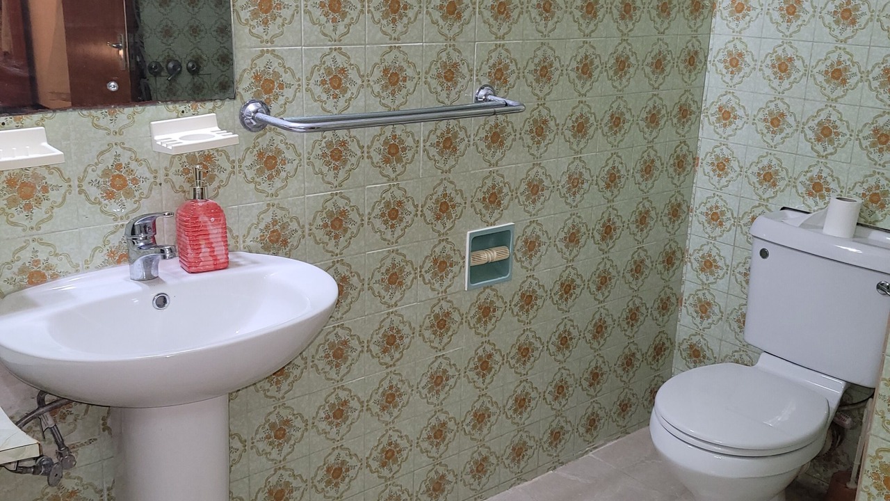Photo of Bathroom in Graeme Hall Park