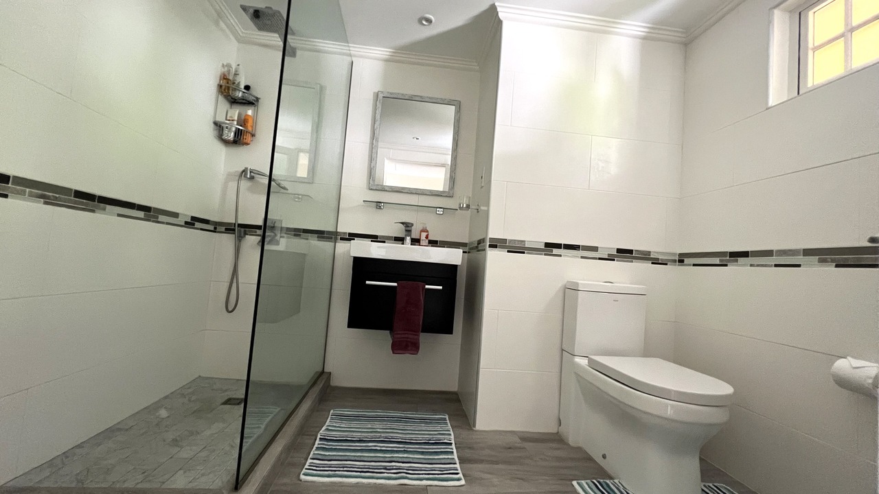Photo of Bathroom in Rendezvous