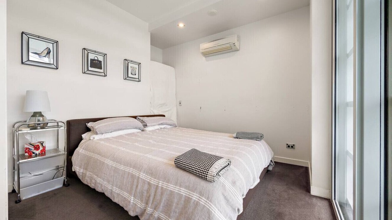 Photo of Bedroom in Auckland Central Business District