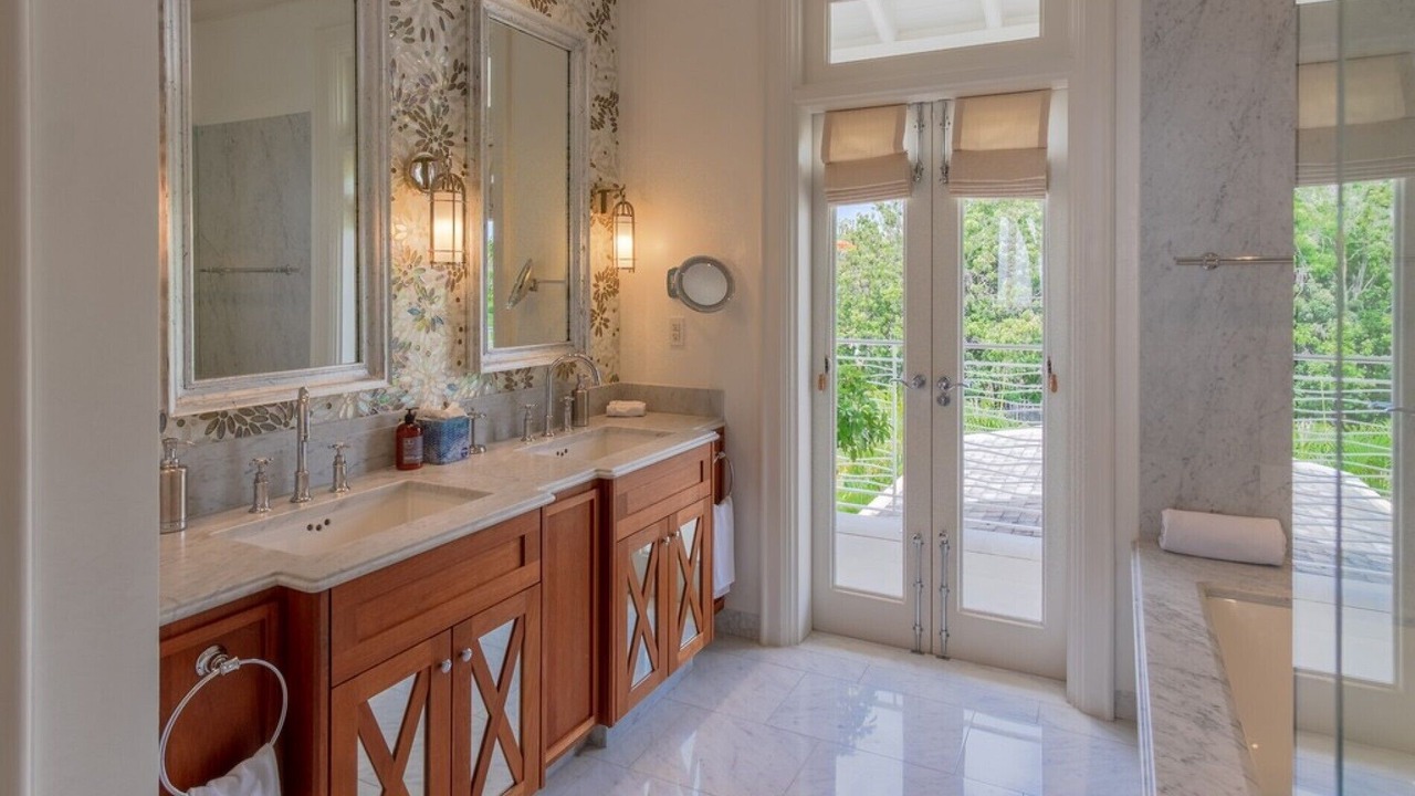 Photo of Bathroom in Halcyon Heights