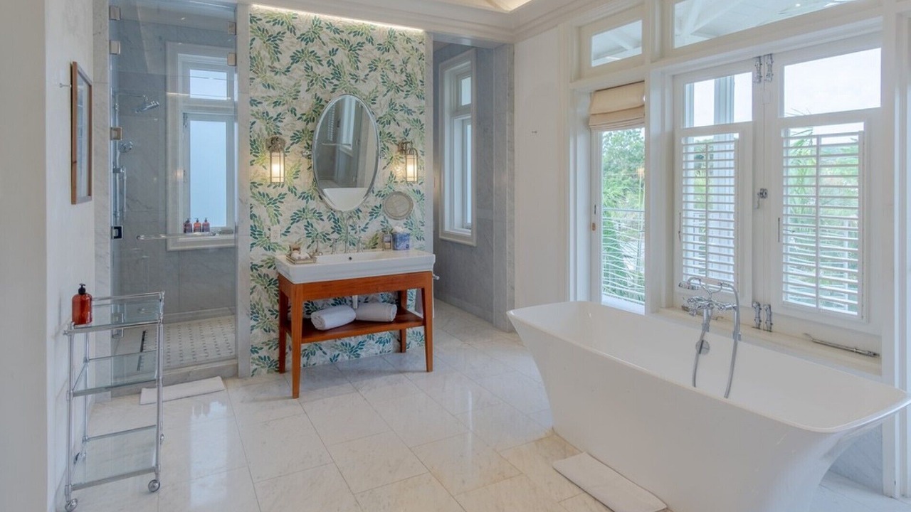 Photo of Bathroom in Halcyon Heights