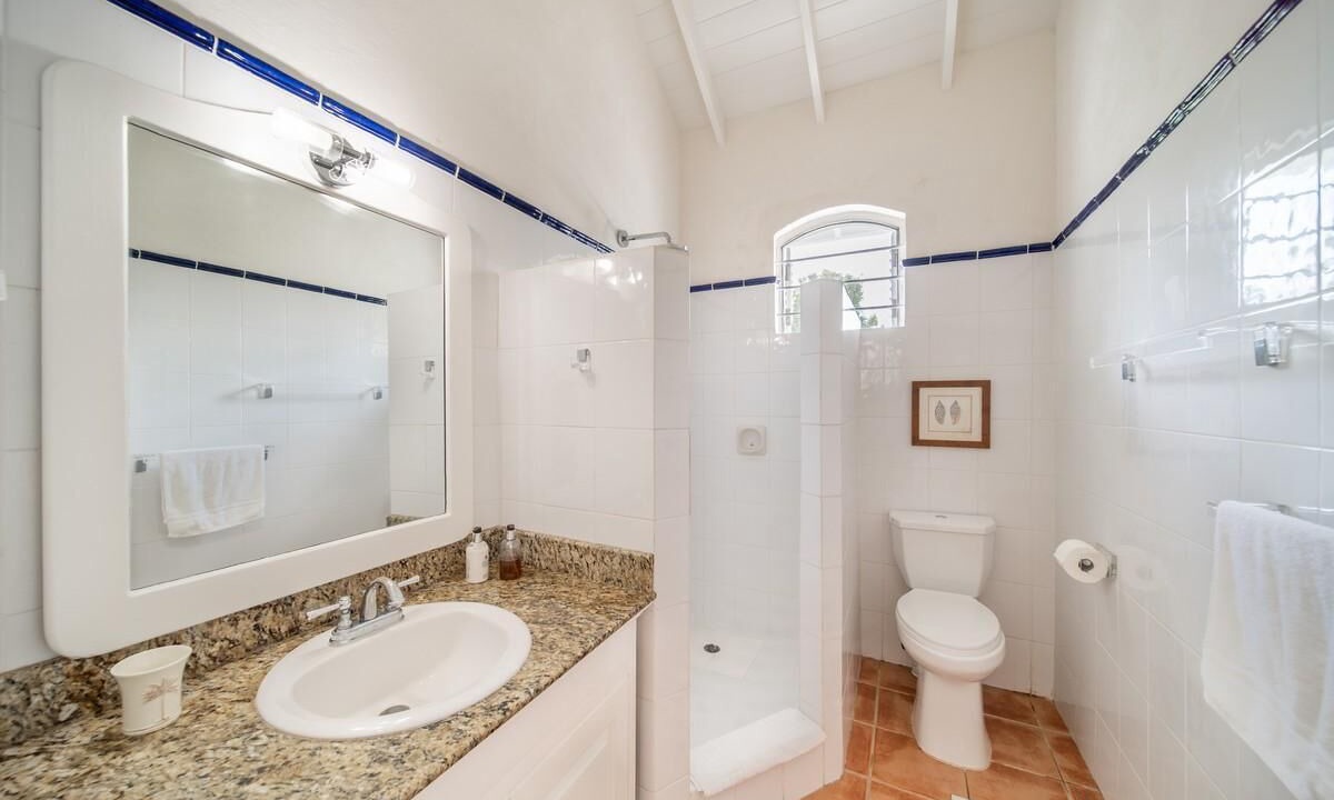 Photo of Bathroom in Collenton