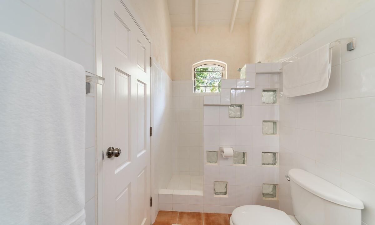 Photo of Bathroom in Collenton