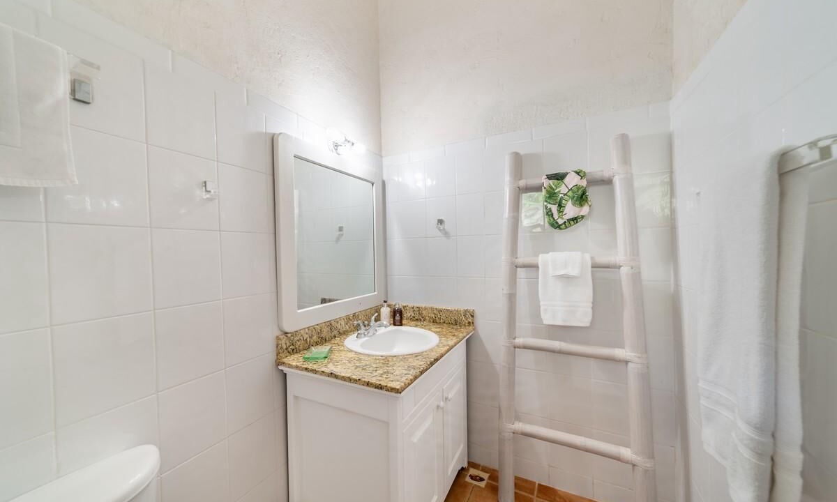 Photo of Bathroom in Collenton