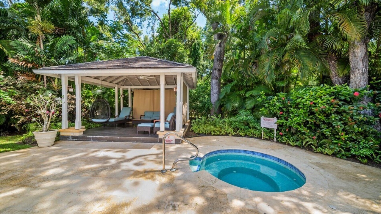 Photo of Outdoor in Sandy Lane