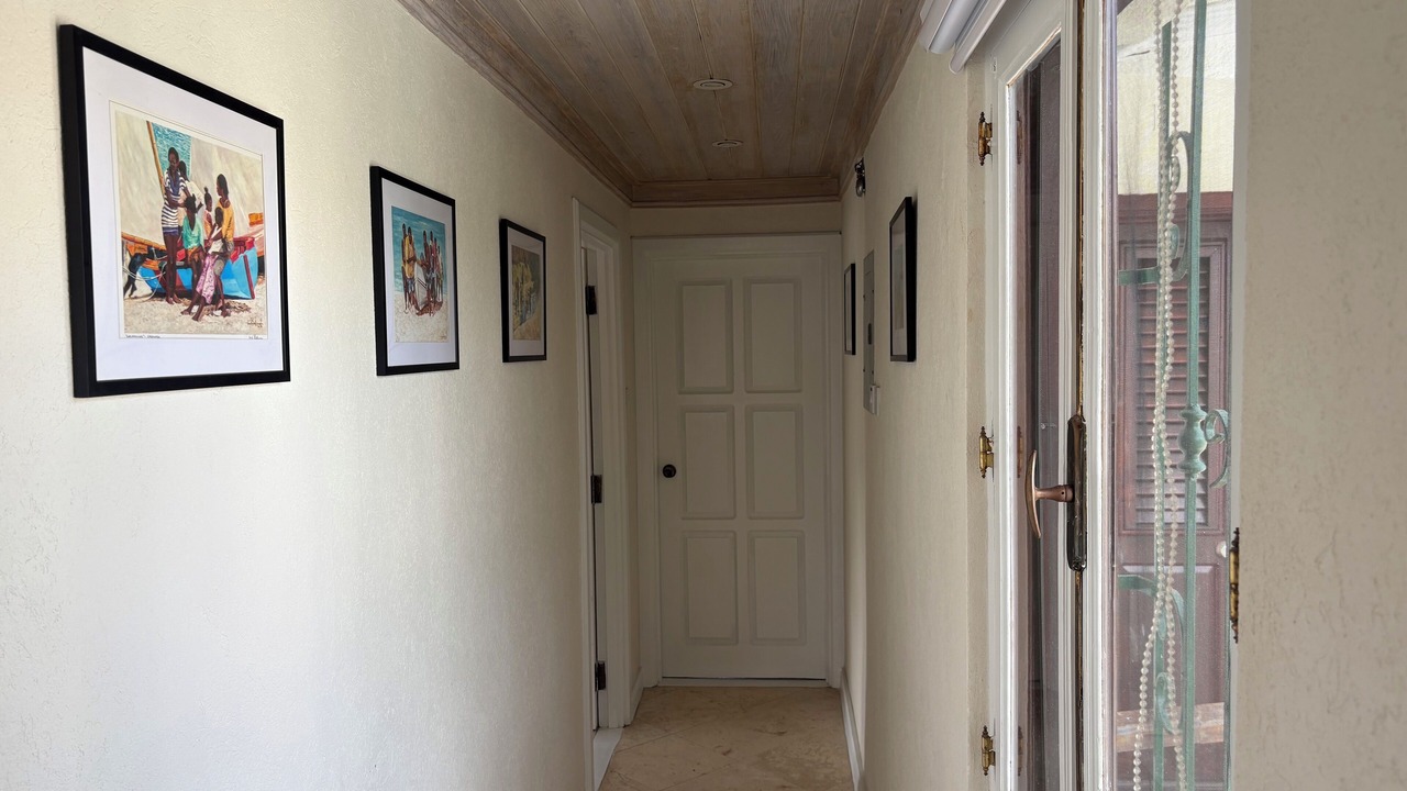 Photo of Others in Porters