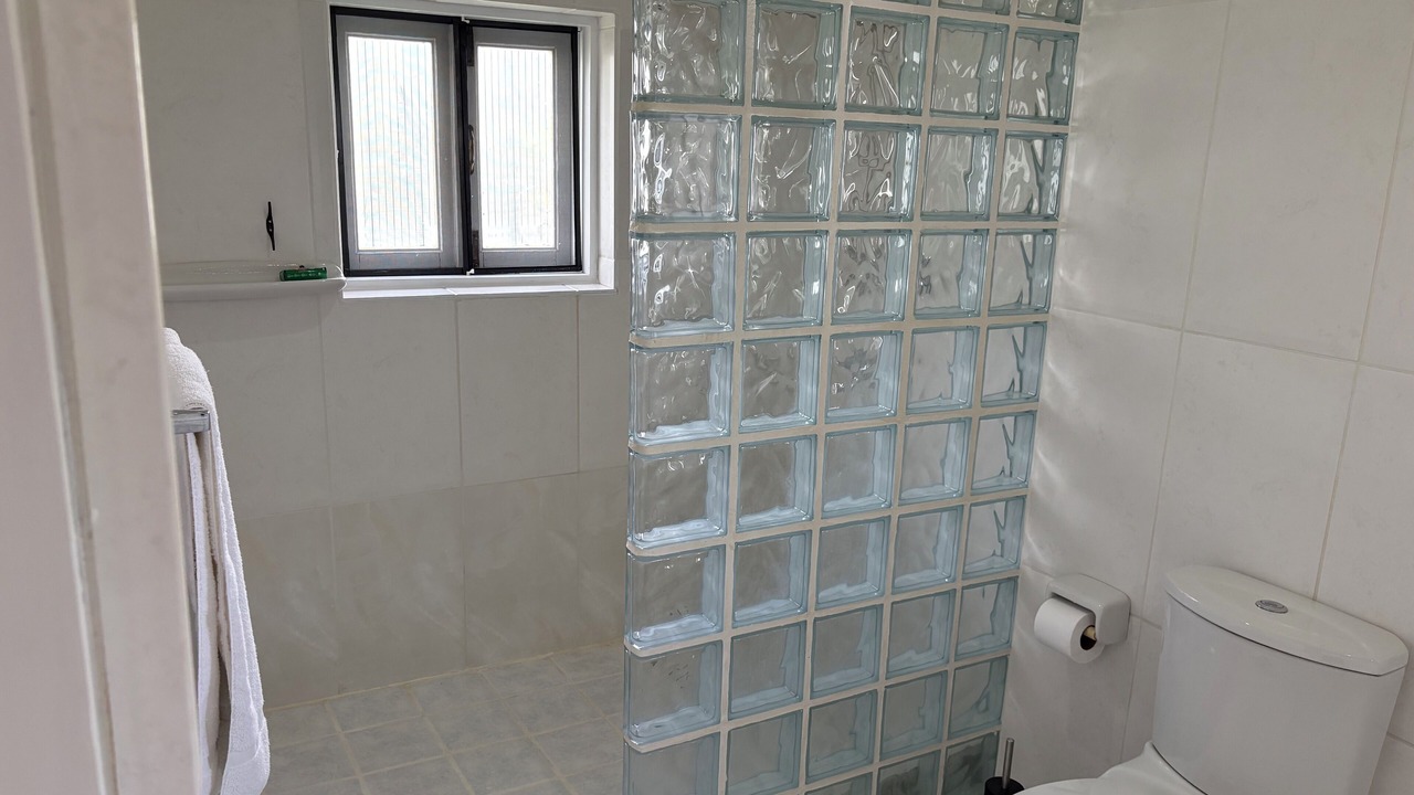 Photo of Bathroom in Porters