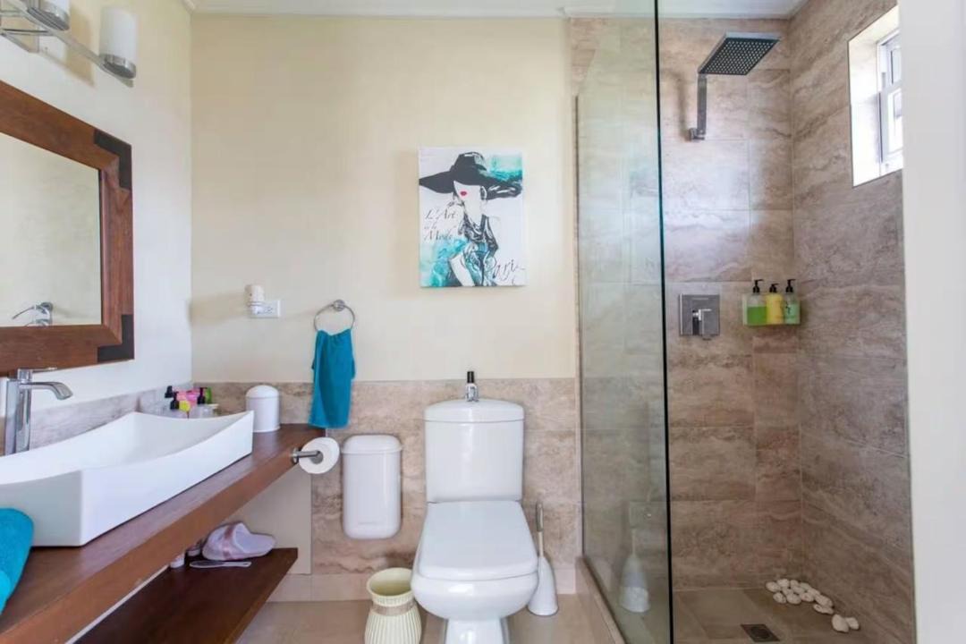 Photo of Bathroom in Inch Marlowe