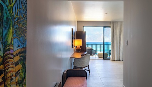 Premium Room, 1 King Bed, Ocean View, Corner