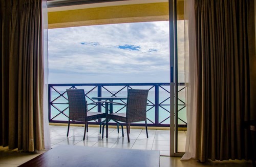 St. Lawrence Gap Resort | Infinity On The Beach