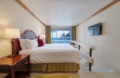 Dover Resort | Southern Palms Beach Club