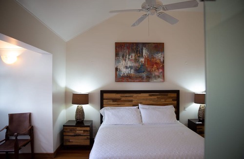 Lascelles House | Barefoot Luxury - Pool & Walk To Holetown Beach