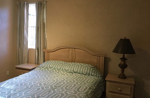 Clermont Apartment | Beautiful 2 bedroom 1 bathroom apartment.