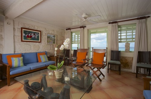 Clinketts Hotel | Little Good Harbour