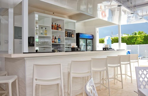 St. Lawrence Gap Hotel | Melbourne Inn