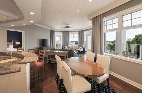 Minett Resort | JW Marriott The Rosseau Muskoka Resort & Spa