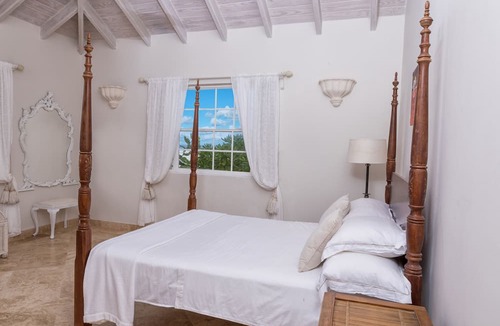 Belair Villa | Whispering Palms