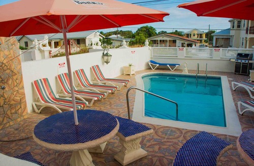 Welches Villa | 2 Bedroom Holiday rental With Pool On The Southcoast