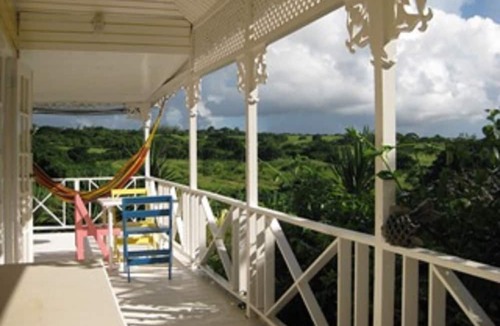 Merlin Bay Cottage | Gingerbread Cottage 2 bed with pool, seaviews, Nr Holetown St. James