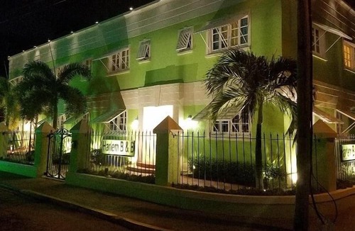 Dover Bed & Breakfast | Harlem B & B