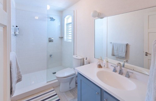 Green Garden Villa | Beautiful 7-Bedroom Emily House Villa