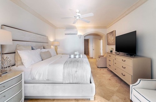 Little Battaleys Apartment | St Peter's Bay 211 3 Bedroom Apts