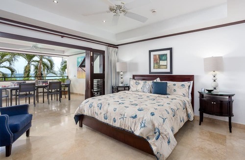 Bowling Alley Hill Villa | A view to the paradise