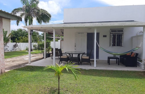 Silver Sands Hotel | Tropical Gecko Studio