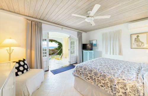 Saint Matthias Apartment | Lower Beachgate - On the Beach.