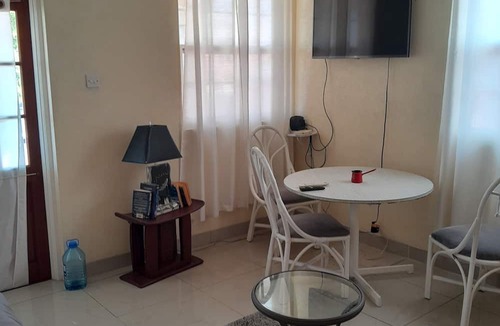St. Lawrence Gap Apartment | 2 Bed Apartment close to Dover Beach