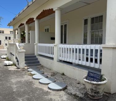 Maxwell Apartment | Maxwell Beach House 5- Beach & Resort Access