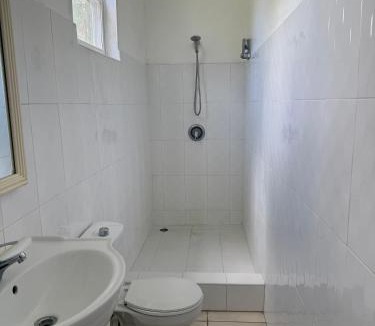 Maxwell Apartment | Maxwell Beach House 5- Beach & Resort Access
