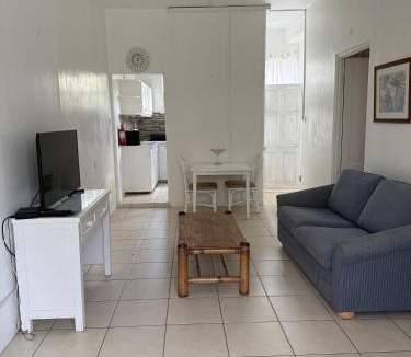 Oistins Apartment | Maxwell Beach House 4- Beach & Resort Access