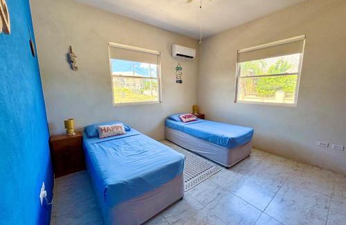 Bayfield Villa | Lailamar Villa, Ocean view, Pool & AC - Ground Floor
