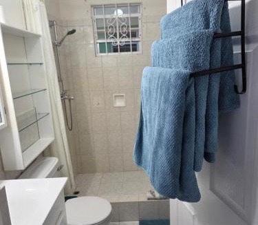 Collenton Apartment | MIRI-JOY APARTMENTS
