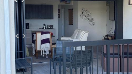 Fitts Village Apartment | Zinnia 7 - by ZenBreak