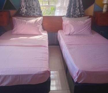 Oistins House | Love Den