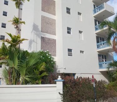 Hastings Apartment | Alleyne Apartments