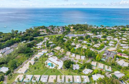 Sunset Crest Hotel | All Seasons Resort