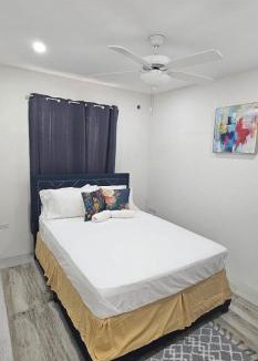 Ealing Grove Apartment | 03Villa