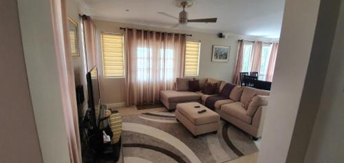Hoytes Apartment | Infinity Townhomes at Bagatelle