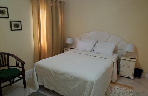 Hastings Apartment | 25 Margate Gardens