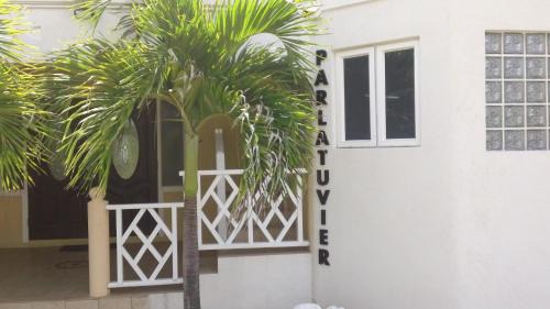 Marley Vale Villa | 'PARLATUVIER' 4 bedroom ocean view home