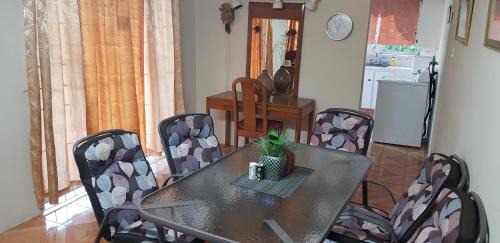 Welches Apartment | Walsh's Guesthouse