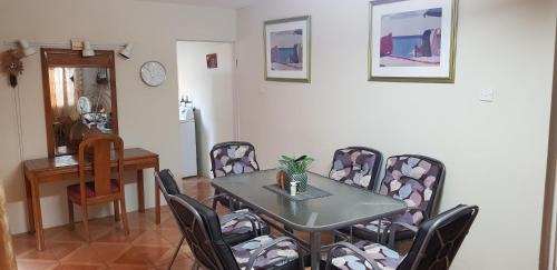 Welches Apartment | Walsh's Guesthouse
