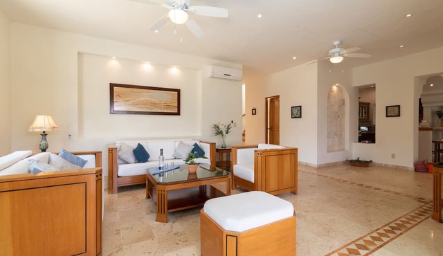 Private Pool, OCEAN VIEW VILLA, steps from the beach. BBQ- Playacar Phase 1 in Playa del Carmen
