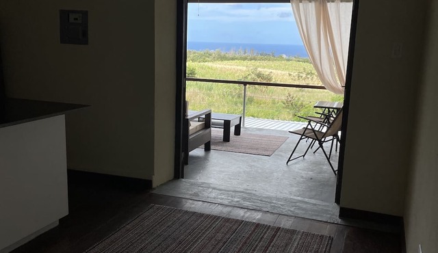 One bed apartment with expansive ocean view