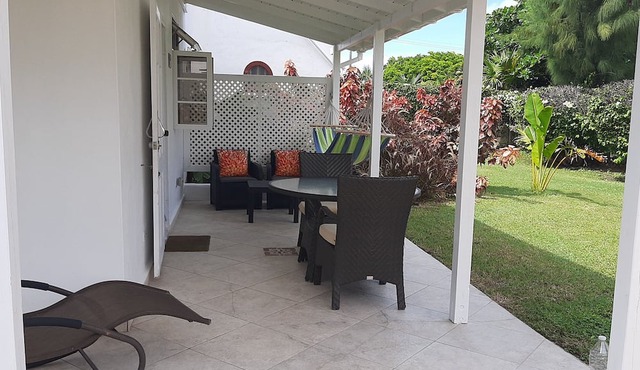 Tropical Gecko Studio - Only 80 meters from the Ocean!