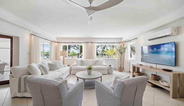 Palm Beach 204, Three Bedroom Beachfront Condo