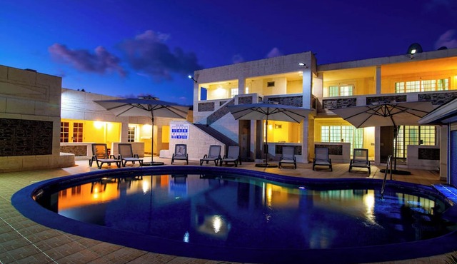 Turtle Beach Steps Away, Pool, and Spa Onsite